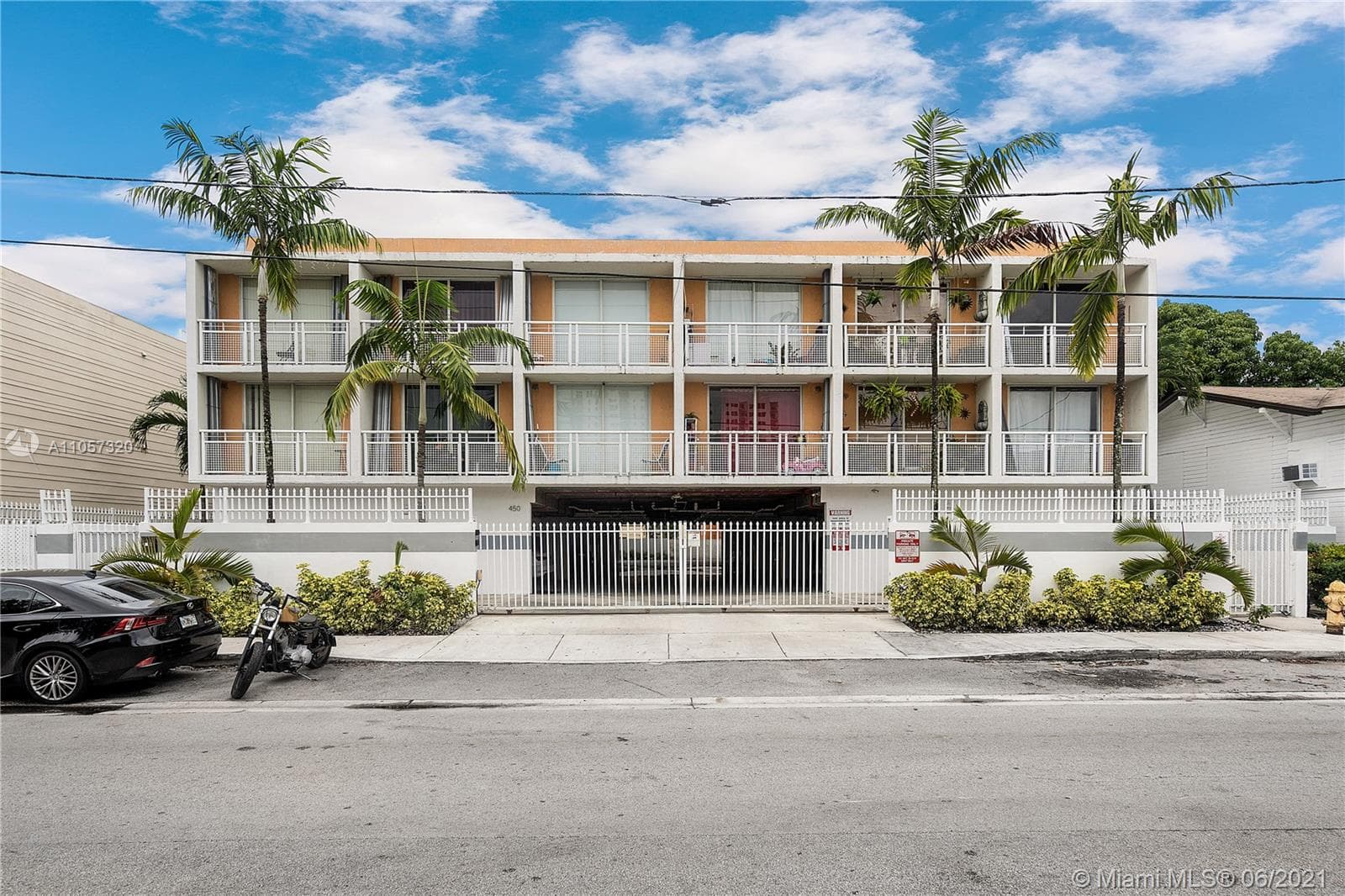 450 SW 3rd St # 12, Miami FL 33130