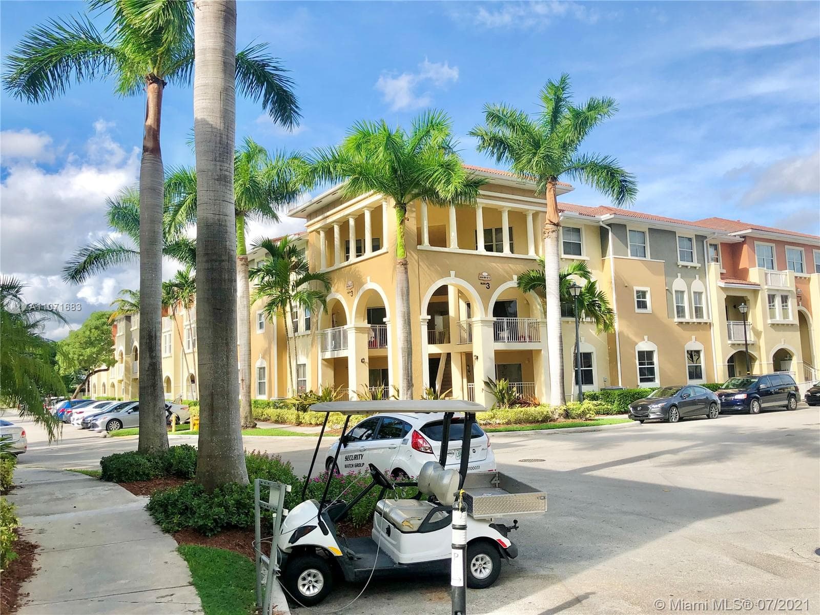 8900 NW 107th Ct # 3, Doral FL 33178