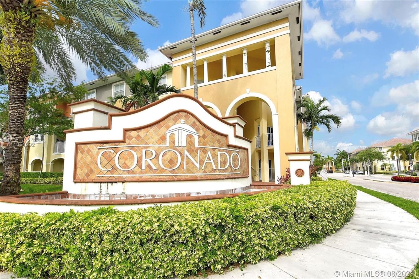 8800 NW 107th Ct # 222, Doral FL 33178