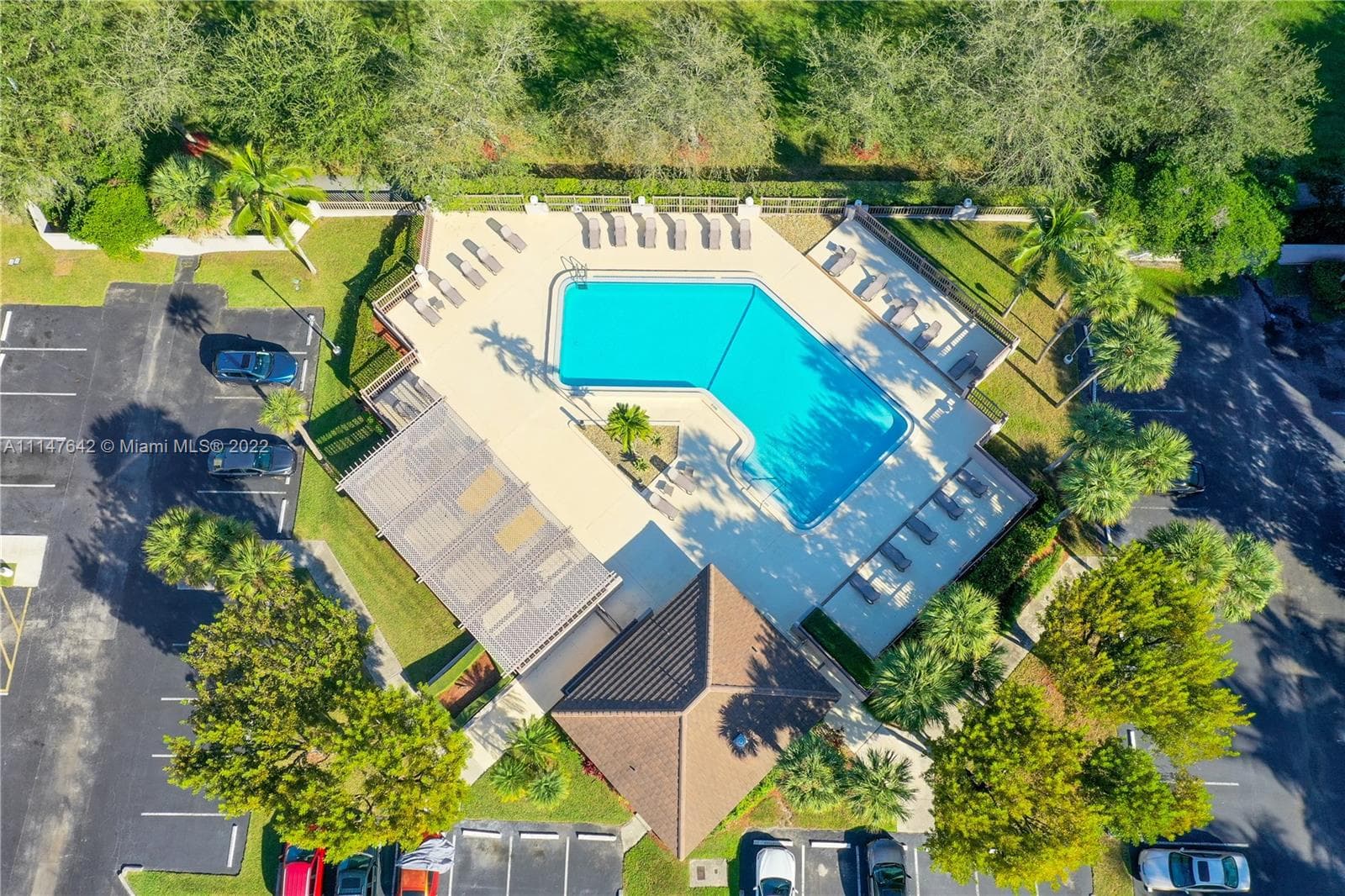 9735 NW 52nd St # 305, Doral FL 33178