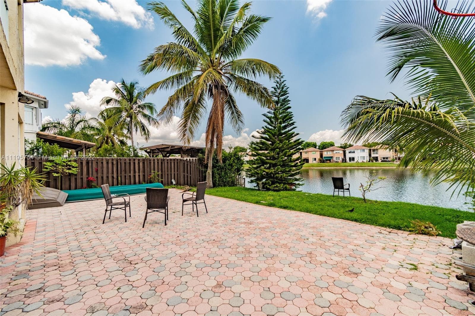 11137 NW 72nd Ter, Doral FL 33178