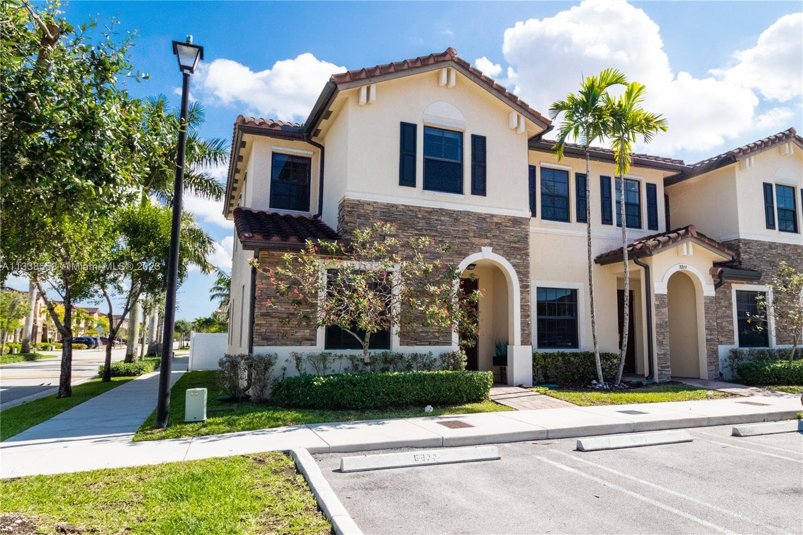 8877 W 35th Ave # 8877, Hialeah FL 33018