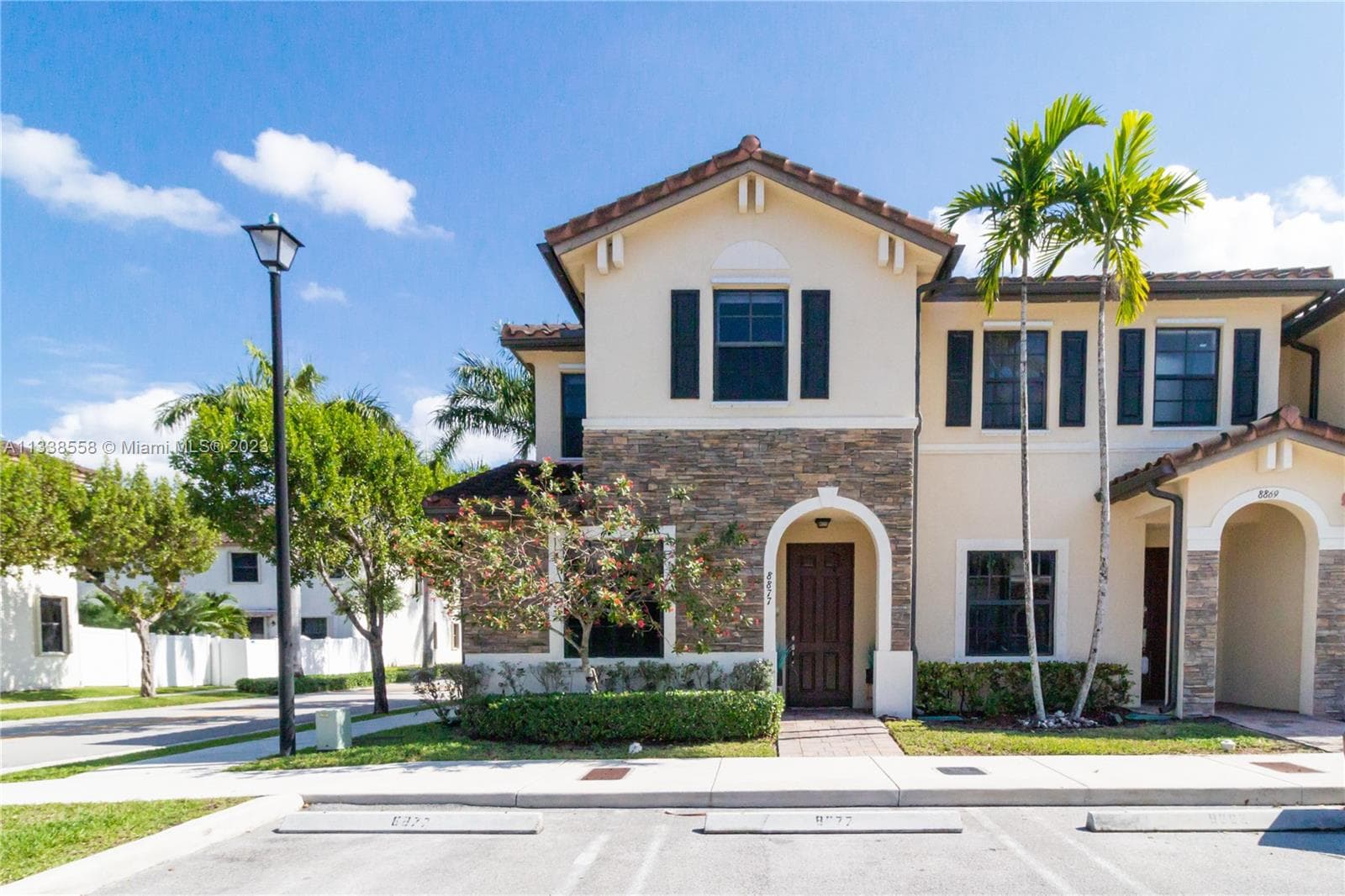 8877 W 35th Ave # 8877, Hialeah FL 33018