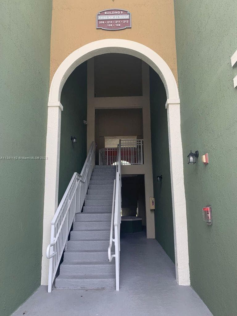 11102 NW 83rd St # 209, Doral FL 33178