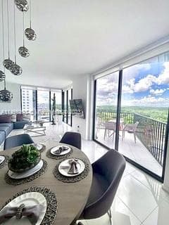 5300 Paseo Blvd # 902, Doral FL 33166