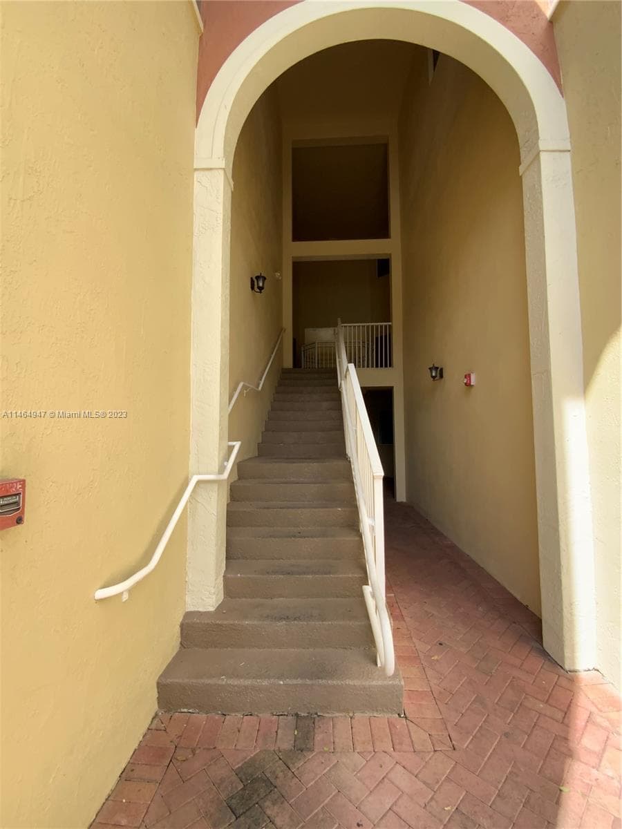 10805 NW 89th Ter # 4, Doral FL 33178