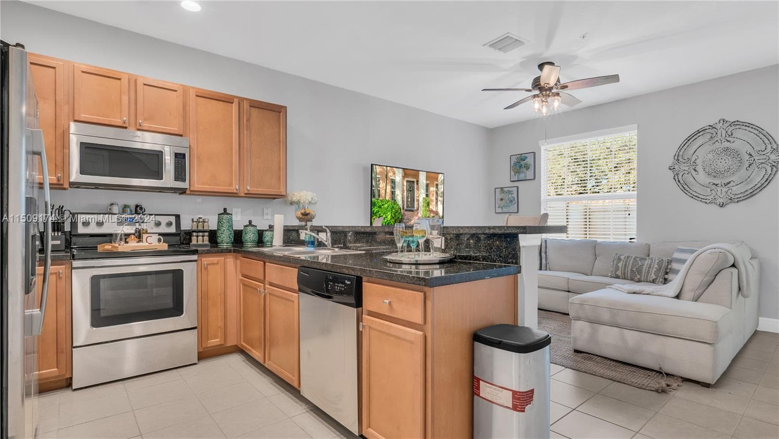 1206 SW 147th Ter, Pembroke Pines FL 33027