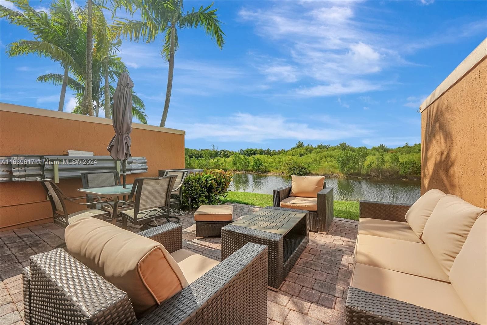 14332 SW 11th St # 1001, Pembroke Pines FL 33027