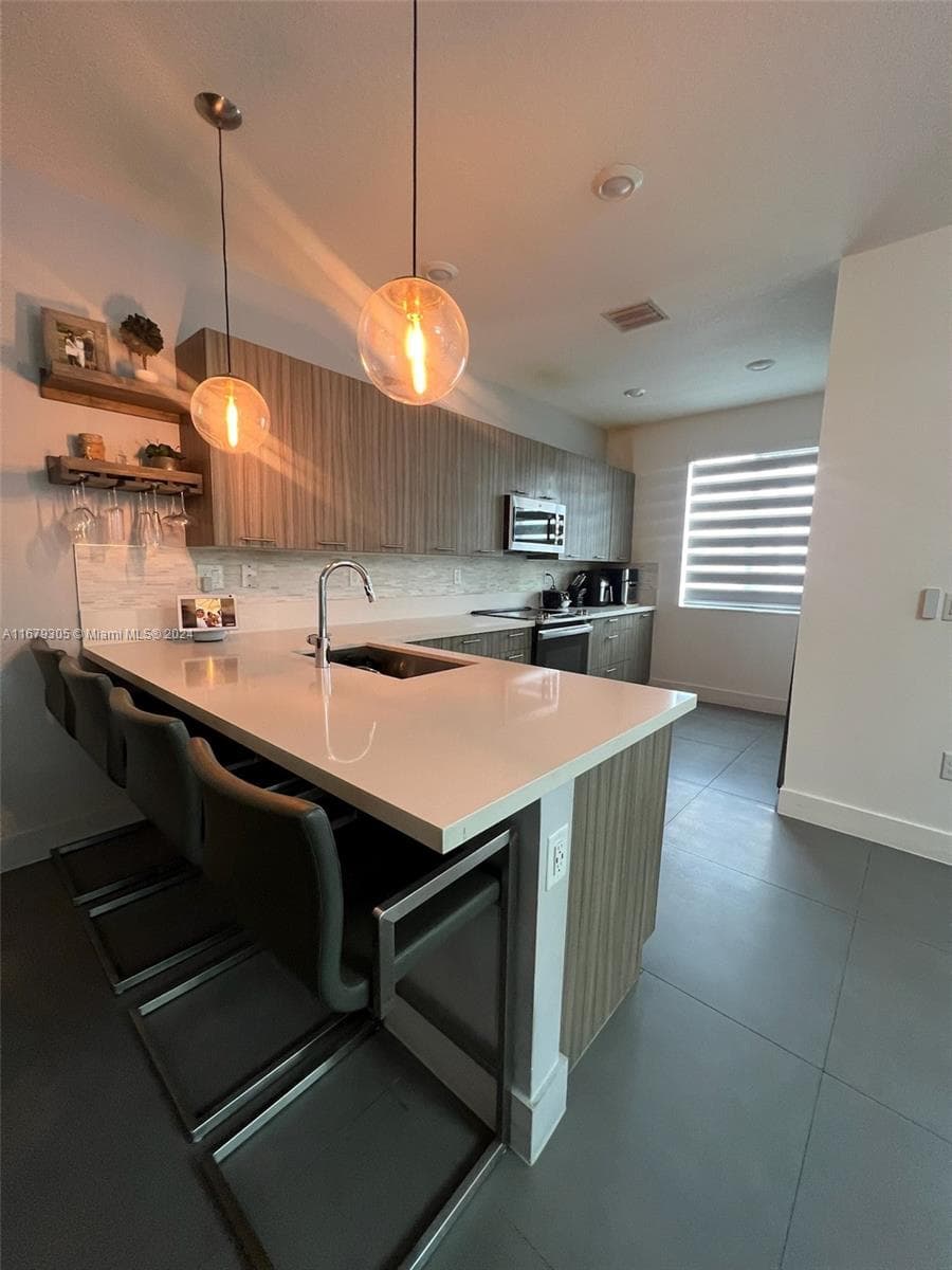 4818 NW 83rd Ave # 4818, Doral FL 33166