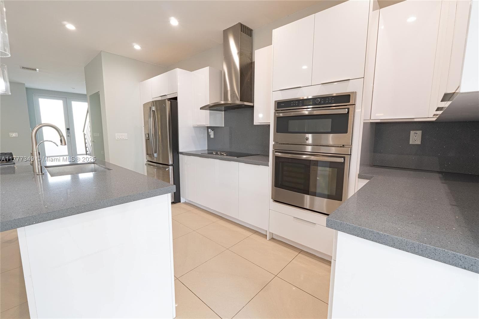 6404 NW 104th Path, Doral FL 33178