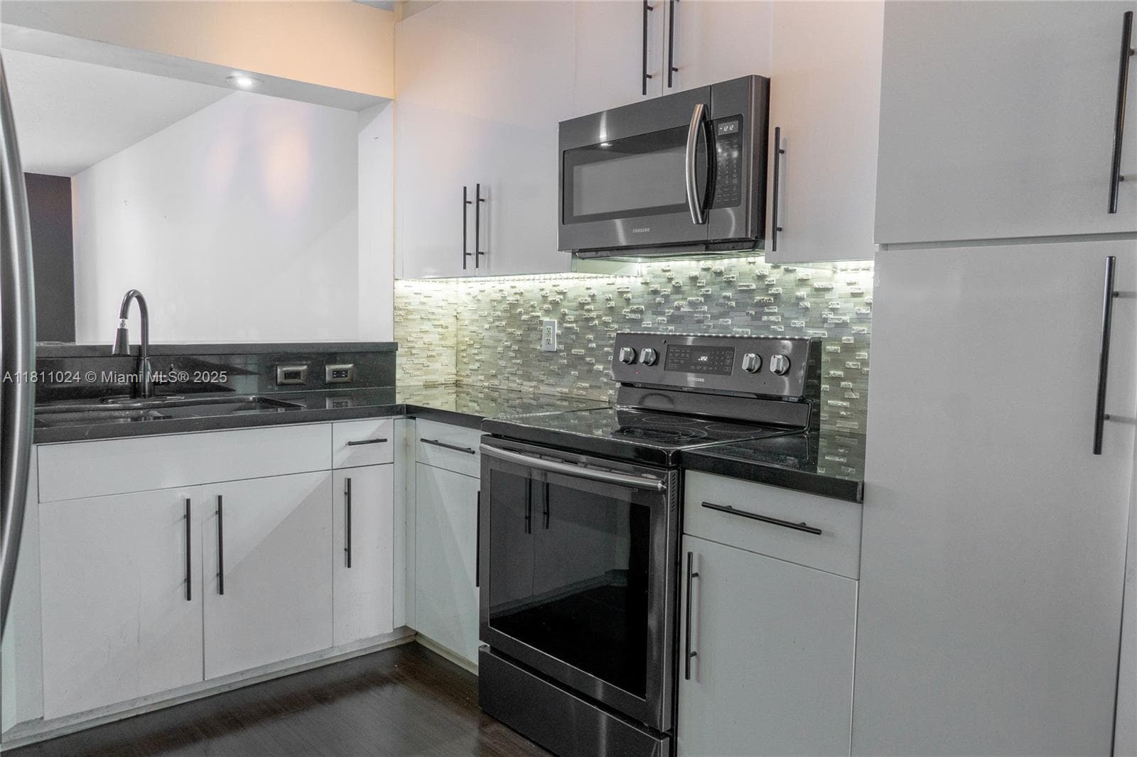 10750 NW 66th St # 505, Doral FL 33178