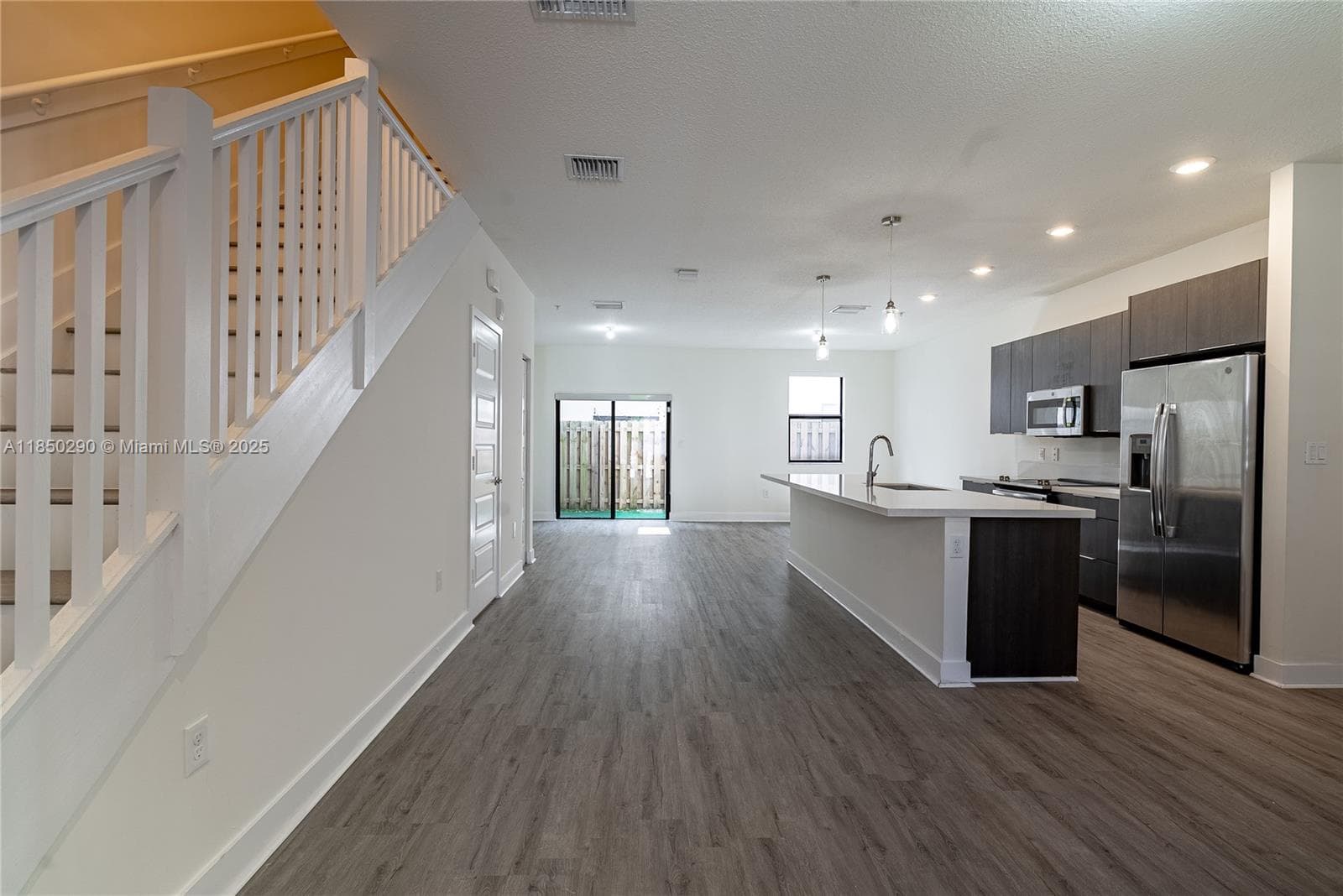 10443 NW 82nd St # 6, Doral FL 33178