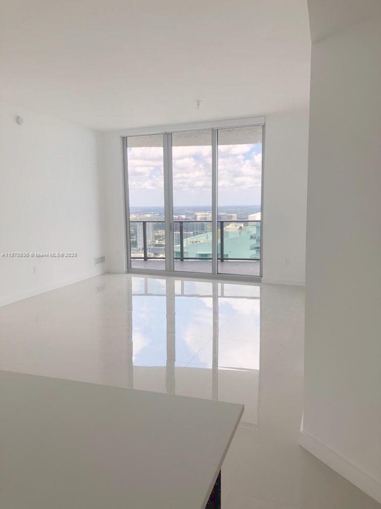 488 NE 18th St # 4905, Miami FL 33132