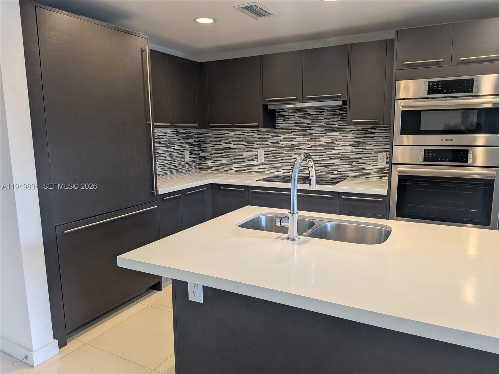 7825 NW 107th Ave # 212, Doral FL 33178