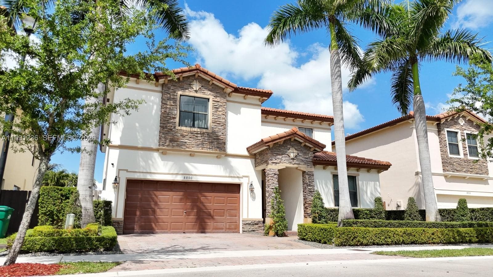 8800 NW 98th Ct, Doral FL 33178
