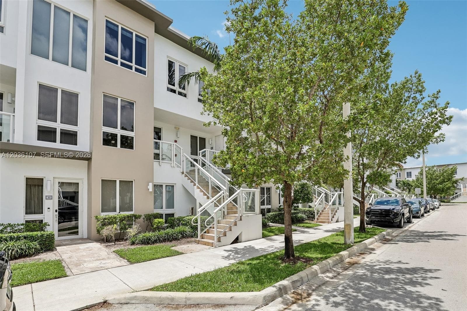10280 NW 63rd Ter # 203, Doral FL 33178