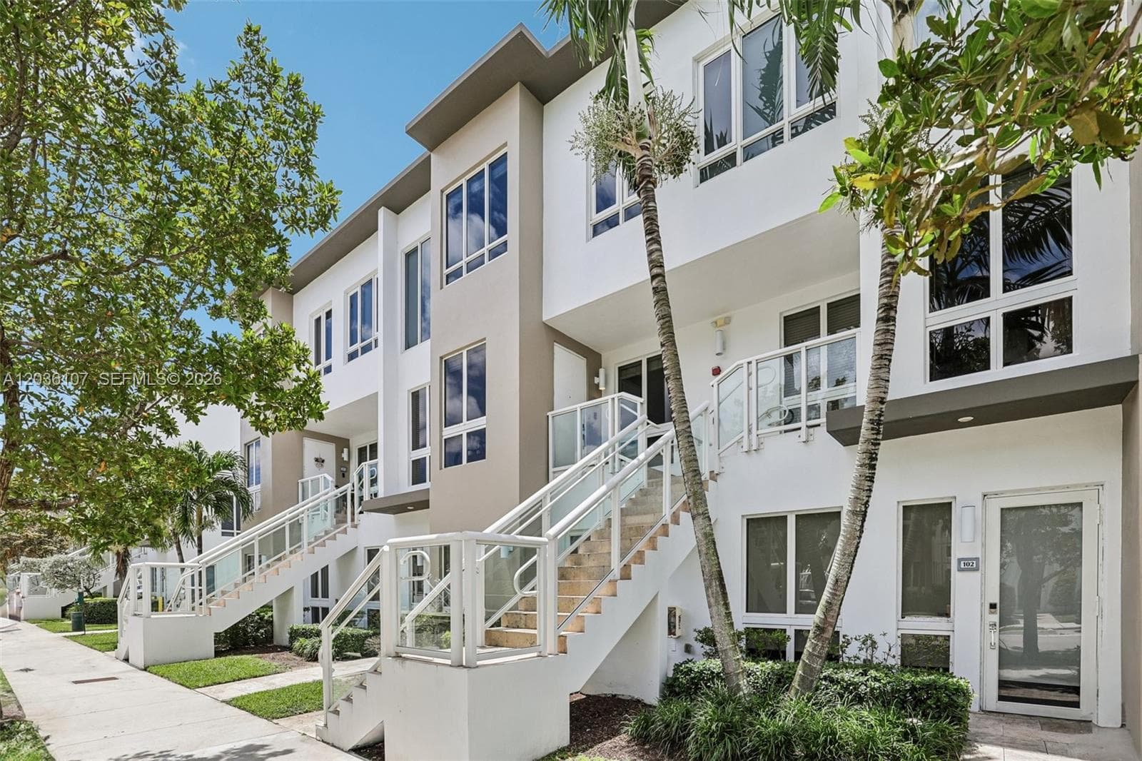 10280 NW 63rd Ter # 203, Doral FL 33178