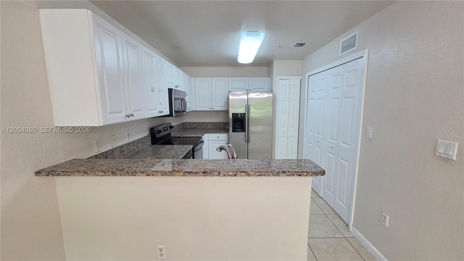 11401 NW 89th St # 214, Doral FL 33178