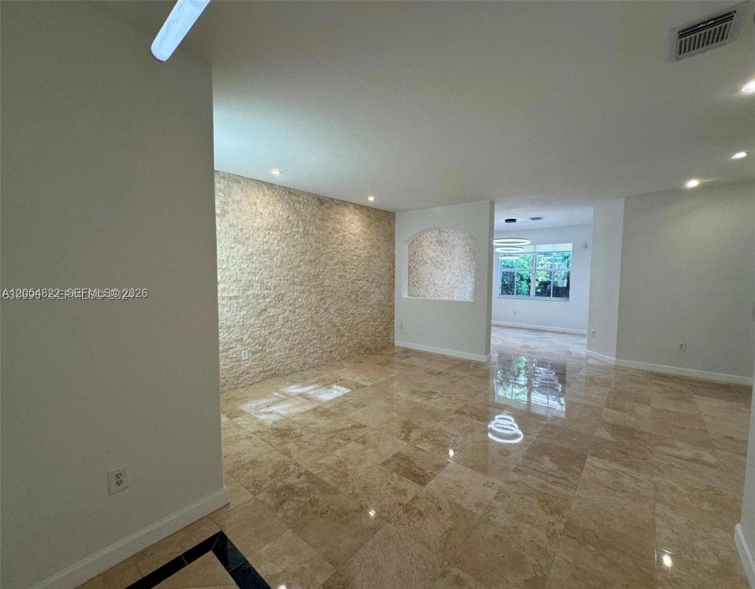 7563 NW 112th Pl, Doral FL 33178